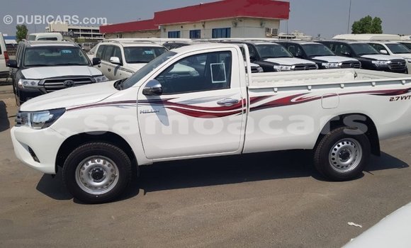 Acheter Import Voiture Toyota Hilux Blanc à Import - Dubai, A'ana Acheter Import Voiture Toyota Hilux Blanc à Import - Dubai, A'ana