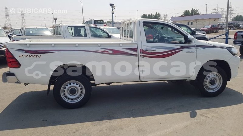 Big with watermark toyota hilux a ana import dubai 3667