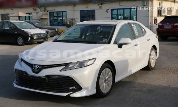 Acheter Import Voiture Toyota Camry Blanc à Import - Dubai, A'ana Acheter Import Voiture Toyota Camry Blanc à Import - Dubai, A'ana