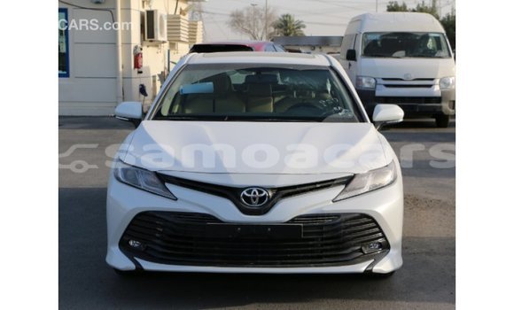 Acheter Import Voiture Toyota Camry Blanc à Import - Dubai, A'ana Acheter Import Voiture Toyota Camry Blanc à Import - Dubai, A'ana