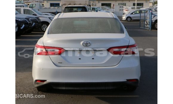 Acheter Import Voiture Toyota Camry Blanc à Import - Dubai, A'ana Acheter Import Voiture Toyota Camry Blanc à Import - Dubai, A'ana