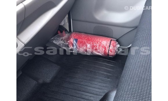 Buy Import Mitsubishi Carisma White Car in Import - Dubai in A'ana Buy Import Mitsubishi Carisma White Car in Import - Dubai in A'ana