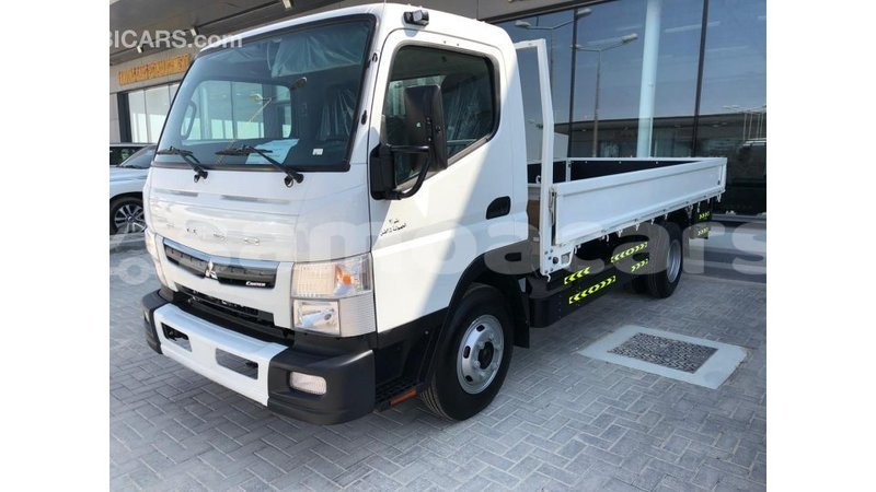 Big with watermark mitsubishi carisma a ana import dubai 3676