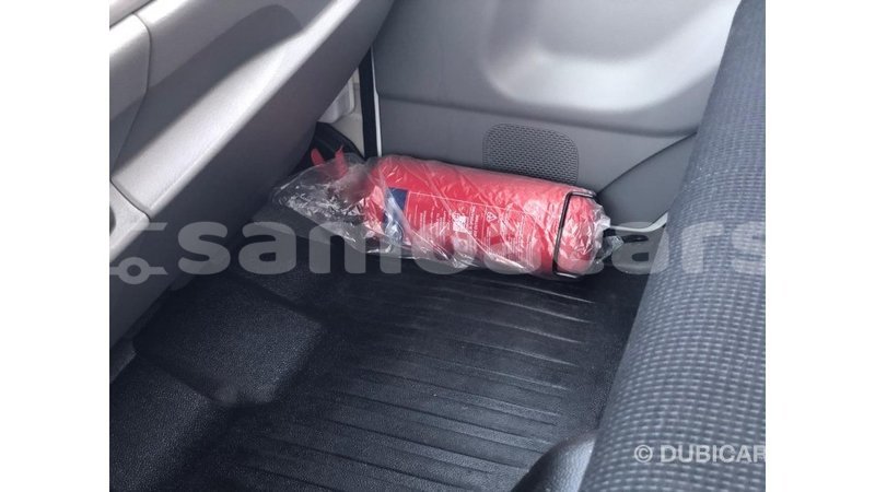 Big with watermark mitsubishi carisma a ana import dubai 3676