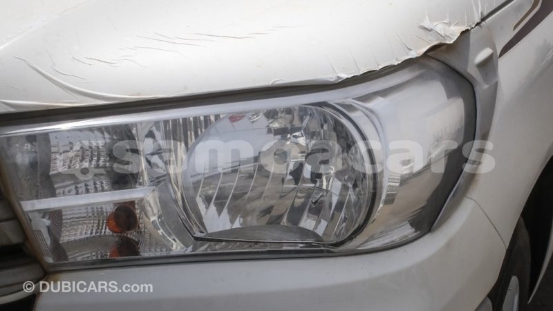 Big with watermark toyota hilux a ana import dubai 3677