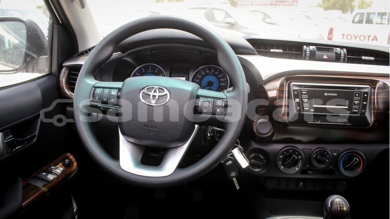 Big with watermark toyota hilux a ana import dubai 3679