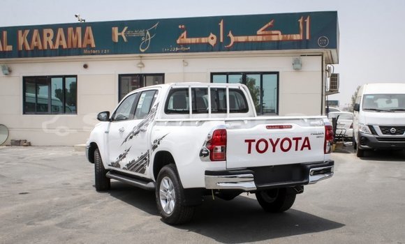Buy Import Toyota Hilux White Car in Import - Dubai in A'ana Buy Import Toyota Hilux White Car in Import - Dubai in A'ana