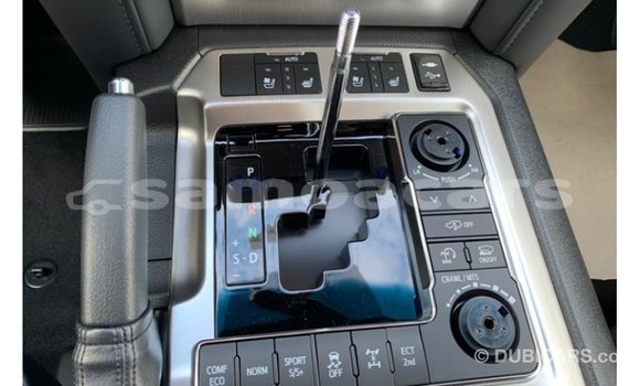 Acheter Import Voiture Toyota Land Cruiser Marron à Import - Dubai, A'ana Acheter Import Voiture Toyota Land Cruiser Marron à Import - Dubai, A'ana