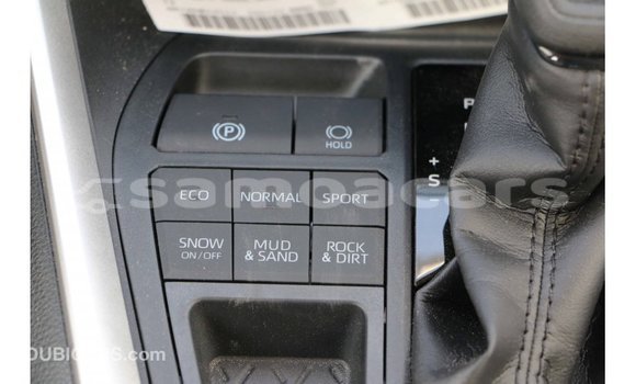 Acheter Import Voiture Toyota 4Runner Blanc à Import - Dubai, A'ana Acheter Import Voiture Toyota 4Runner Blanc à Import - Dubai, A'ana