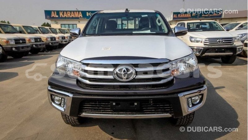 Big with watermark toyota hilux a ana import dubai 3691