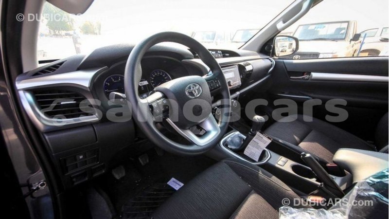 Big with watermark toyota hilux a ana import dubai 3691