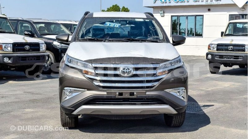 Big with watermark toyota rush a ana import dubai 3696