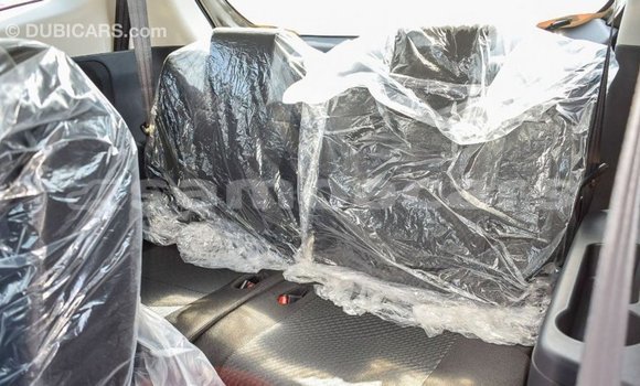 Acheter Import Voiture Toyota Rush Marron à Import - Dubai, A'ana Acheter Import Voiture Toyota Rush Marron à Import - Dubai, A'ana