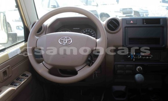Acheter Import Voiture Toyota Land Cruiser Beige à Import - Dubai, A'ana Acheter Import Voiture Toyota Land Cruiser Beige à Import - Dubai, A'ana