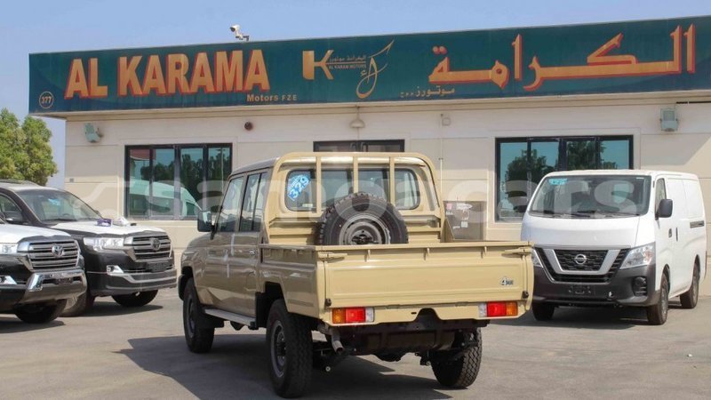 Big with watermark toyota land cruiser a ana import dubai 3697