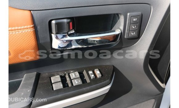 Acheter Import Voiture Toyota Tundra Blanc à Import - Dubai, A'ana Acheter Import Voiture Toyota Tundra Blanc à Import - Dubai, A'ana