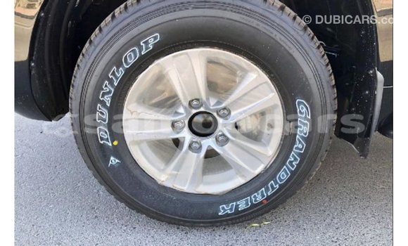 Acheter Import Voiture Toyota Land Cruiser Noir à Import - Dubai, A'ana Acheter Import Voiture Toyota Land Cruiser Noir à Import - Dubai, A'ana