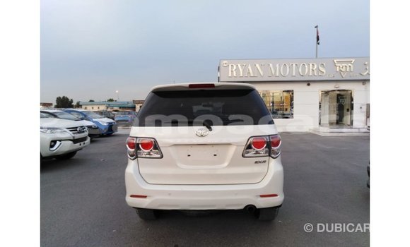 Buy Import Toyota Fortuner White Car in Import - Dubai in A'ana Buy Import Toyota Fortuner White Car in Import - Dubai in A'ana