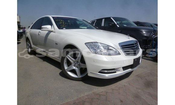 Buy Import Mercedes-Benz 190 White Car in Import - Dubai in A'ana Buy Import Mercedes-Benz 190 White Car in Import - Dubai in A'ana
