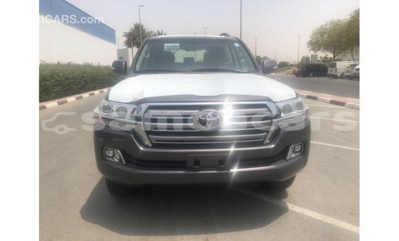 Buy Import Toyota Land Cruiser Other Car in Import - Dubai in A'ana Buy Import Toyota Land Cruiser Other Car in Import - Dubai in A'ana