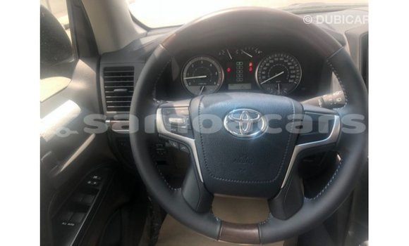 Buy Import Toyota Land Cruiser Other Car in Import - Dubai in A'ana Buy Import Toyota Land Cruiser Other Car in Import - Dubai in A'ana