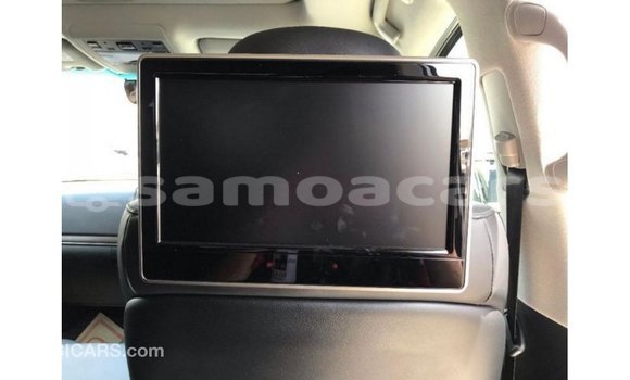 Buy Import Toyota Land Cruiser White Car in Import - Dubai in A'ana Buy Import Toyota Land Cruiser White Car in Import - Dubai in A'ana