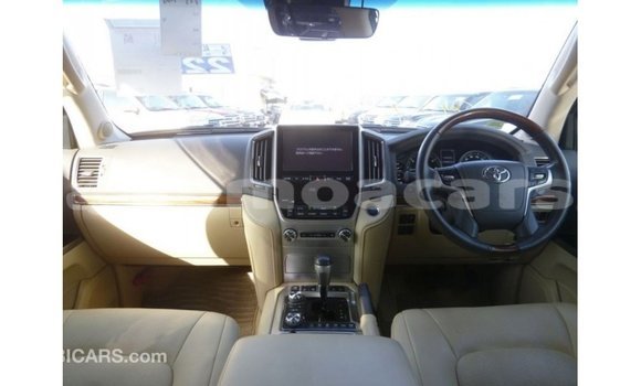 Buy Import Toyota Land Cruiser Black Car in Import - Dubai in A'ana Buy Import Toyota Land Cruiser Black Car in Import - Dubai in A'ana