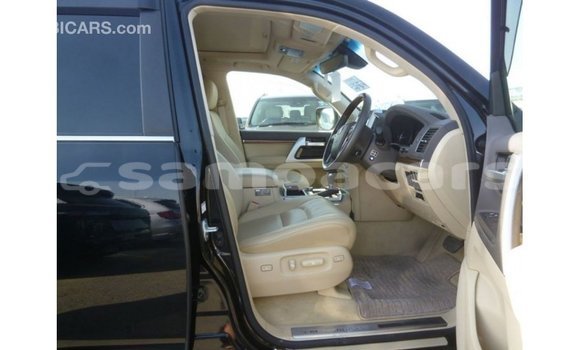 Buy Import Toyota Land Cruiser Black Car in Import - Dubai in A'ana Buy Import Toyota Land Cruiser Black Car in Import - Dubai in A'ana