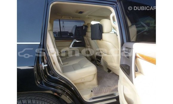 Buy Import Toyota Land Cruiser Black Car in Import - Dubai in A'ana Buy Import Toyota Land Cruiser Black Car in Import - Dubai in A'ana