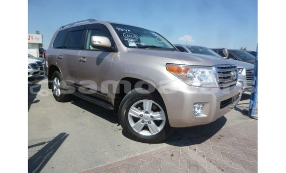 Buy Import Toyota Land Cruiser Other Car in Import - Dubai in A'ana Buy Import Toyota Land Cruiser Other Car in Import - Dubai in A'ana