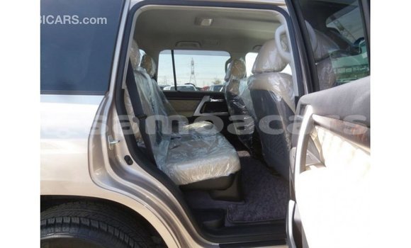 Buy Import Toyota Land Cruiser Other Car in Import - Dubai in A'ana Buy Import Toyota Land Cruiser Other Car in Import - Dubai in A'ana