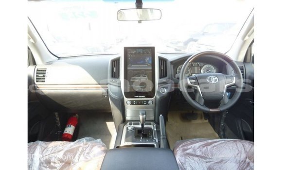 Buy Import Toyota Land Cruiser Black Car in Import - Dubai in A'ana Buy Import Toyota Land Cruiser Black Car in Import - Dubai in A'ana