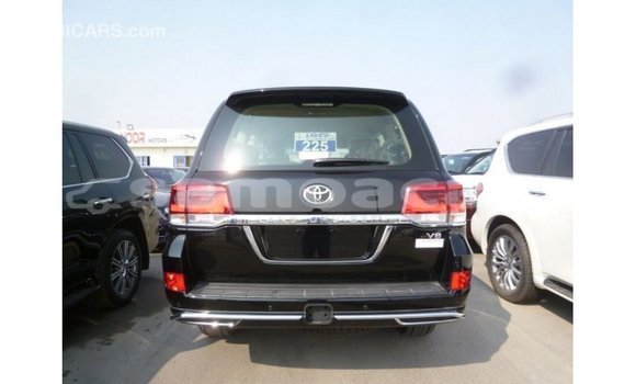 Buy Import Toyota Land Cruiser Black Car in Import - Dubai in A'ana Buy Import Toyota Land Cruiser Black Car in Import - Dubai in A'ana