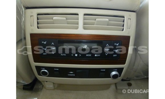 Buy Import Toyota Land Cruiser White Car in Import - Dubai in A'ana Buy Import Toyota Land Cruiser White Car in Import - Dubai in A'ana