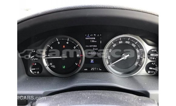 Buy Import Toyota Land Cruiser White Car in Import - Dubai in A'ana Buy Import Toyota Land Cruiser White Car in Import - Dubai in A'ana