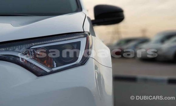 Acheter Import Voiture Toyota RAV4 Blanc à Import - Dubai, A'ana Acheter Import Voiture Toyota RAV4 Blanc à Import - Dubai, A'ana