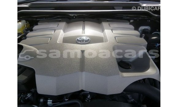 Buy Import Toyota Land Cruiser White Car in Import - Dubai in A'ana Buy Import Toyota Land Cruiser White Car in Import - Dubai in A'ana