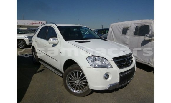 Buy Import Mercedes-Benz 190 White Car in Import - Dubai in A'ana Buy Import Mercedes-Benz 190 White Car in Import - Dubai in A'ana