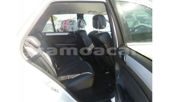 Buy Import Mercedes-Benz 190 White Car in Import - Dubai in A'ana Buy Import Mercedes-Benz 190 White Car in Import - Dubai in A'ana