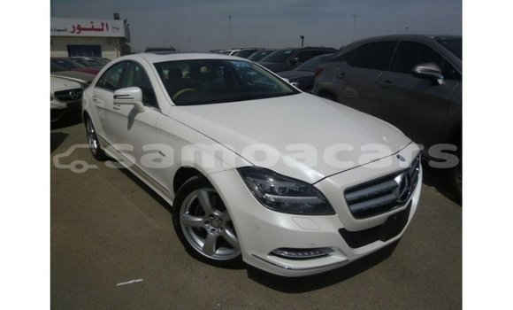 Buy Import Mercedes-Benz 190 White Car in Import - Dubai in A'ana Buy Import Mercedes-Benz 190 White Car in Import - Dubai in A'ana