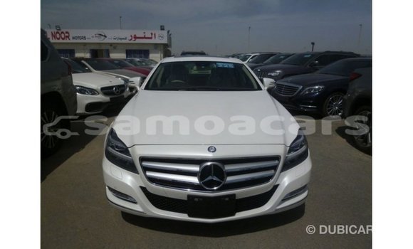 Buy Import Mercedes-Benz 190 White Car in Import - Dubai in A'ana Buy Import Mercedes-Benz 190 White Car in Import - Dubai in A'ana