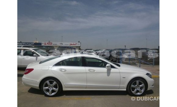 Buy Import Mercedes-Benz 190 White Car in Import - Dubai in A'ana Buy Import Mercedes-Benz 190 White Car in Import - Dubai in A'ana