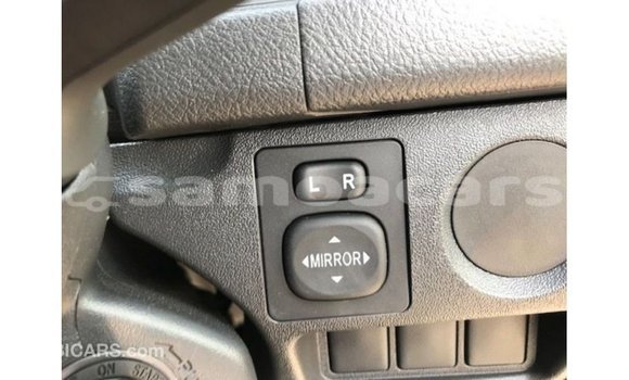 Buy Import Toyota Hiace White Car in Import - Dubai in A'ana Buy Import Toyota Hiace White Car in Import - Dubai in A'ana