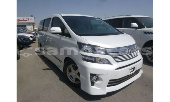 Acheter Import Voiture Toyota Vellfire Blanc à Import - Dubai, A'ana Acheter Import Voiture Toyota Vellfire Blanc à Import - Dubai, A'ana