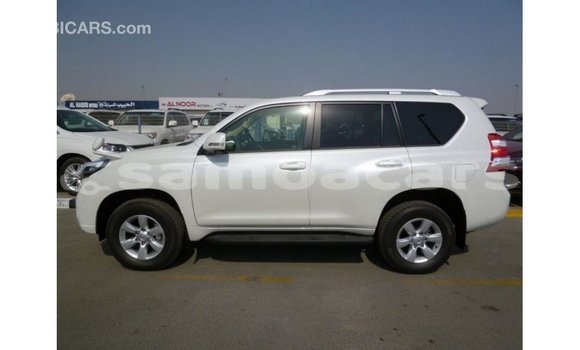 Buy Import Toyota Prado White Car in Import - Dubai in A'ana Buy Import Toyota Prado White Car in Import - Dubai in A'ana