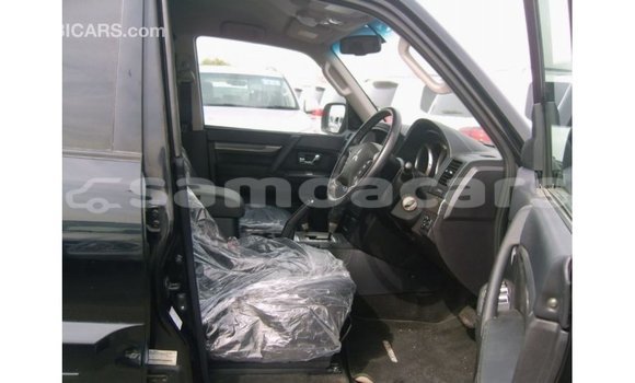 Buy Import Mitsubishi Pajero Black Car in Import - Dubai in A'ana Buy Import Mitsubishi Pajero Black Car in Import - Dubai in A'ana