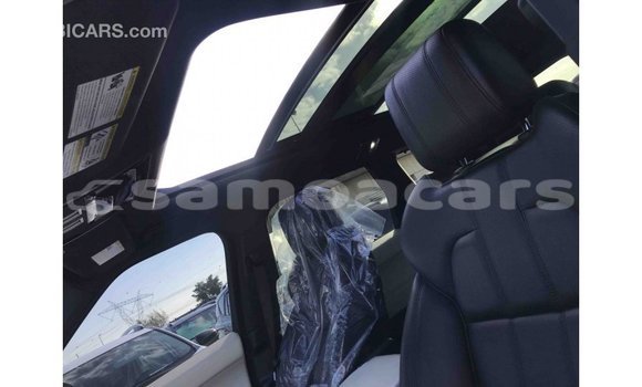 Acheter Import Voiture Land Rover Range Rover Blanc à Import - Dubai, A'ana