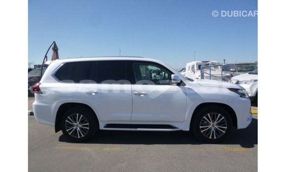 Buy Import Lexus LX White Car in Import - Dubai in A'ana Buy Import Lexus LX White Car in Import - Dubai in A'ana
