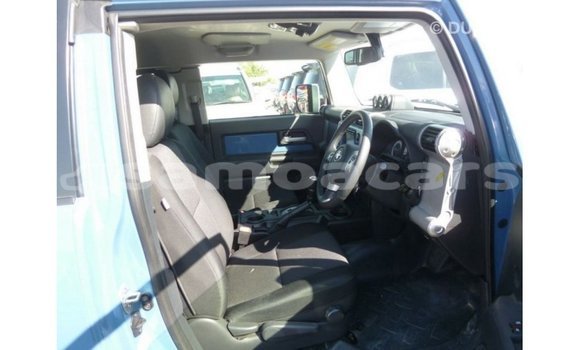 Buy Import Toyota FJ Cruiser Blue Car in Import - Dubai in A'ana Buy Import Toyota FJ Cruiser Blue Car in Import - Dubai in A'ana