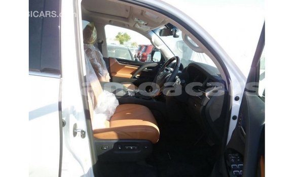 Buy Import Lexus LX White Car in Import - Dubai in A'ana Buy Import Lexus LX White Car in Import - Dubai in A'ana